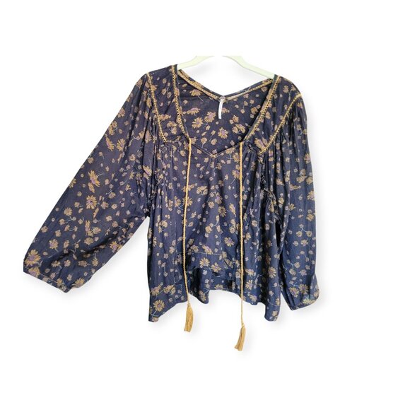 Free People Black Gold Sunflower Pattern Never a Dull Moment Peasant Blouse S - Picture 3 of 12